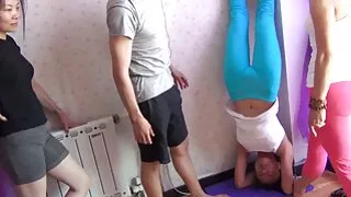 À leur grande surprise, cette salope bootyfull en bas noirs sexy grosses salopes matures aime DP