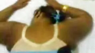 Salope baisable Lana Croft analysant grosses et salopes une vidéo