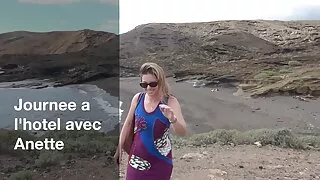 Salope blonde grosse cochonne noire coquine fait une bonne pipe à son amant