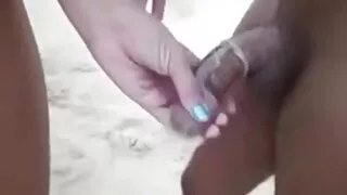 Cette nana est une période hot babe et grosse cochonne francais elle adore faire des fellations