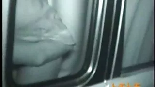 Rousse grosses cochonnes françaises galbée aux petits seins chevauche la bite de son amant comme une cow-girl