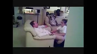 Cette tarte chaude avec un beau cul aime l'argent facile et elle aime les porn grosse cochonne trios MMF