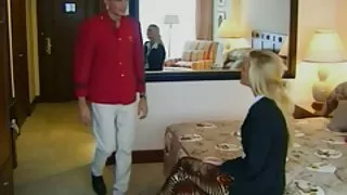 La nana asiatique grosses vieilles salopes chic Lyla Lei se fait sodomiser à l'extérieur