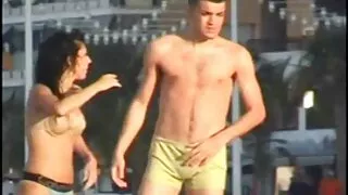 De délicieuses chaudasses video de grosse cochonne exhibant leurs talents de suceuse